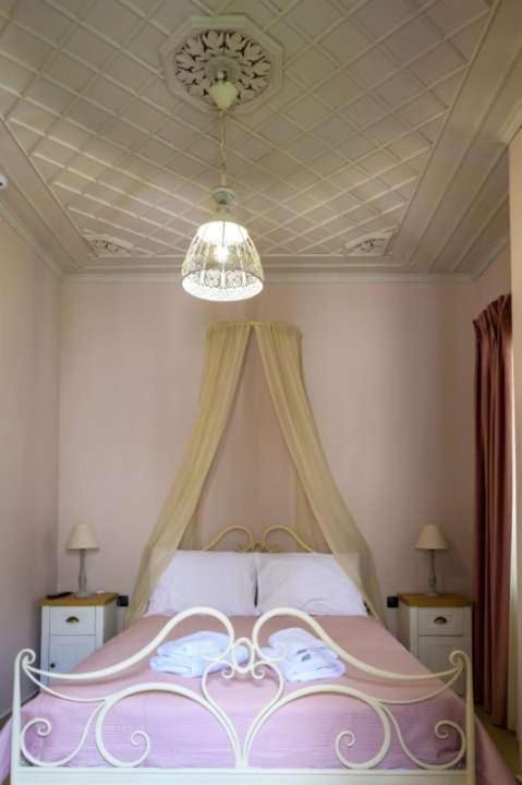 The Five Keys Hotel Monodendri Exterior foto